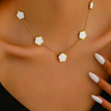 FLORA FIVE NECKLACE》Shell