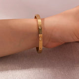 STELLA BANGLE