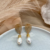 ZOE EARRINGS》Pearl & Hematite